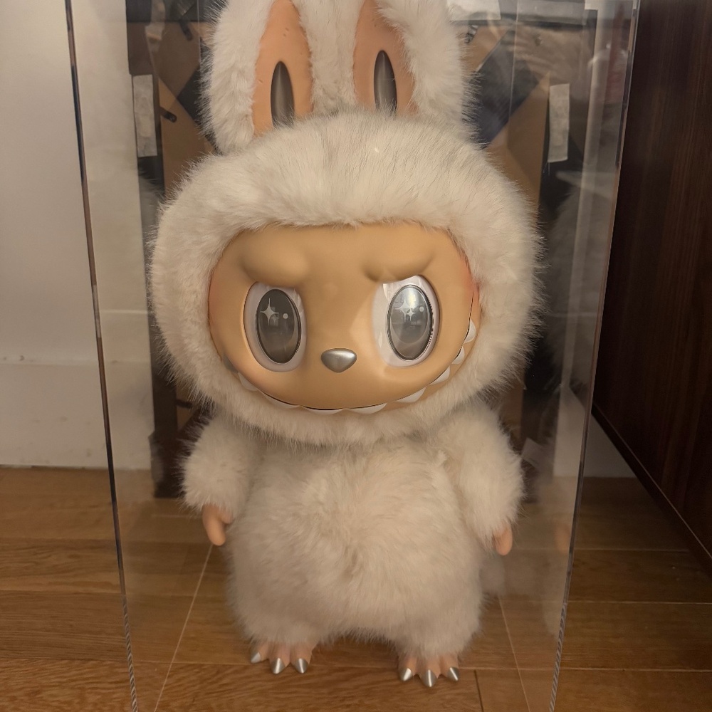 Popmart Angel in Cloud Zimomo Labubu